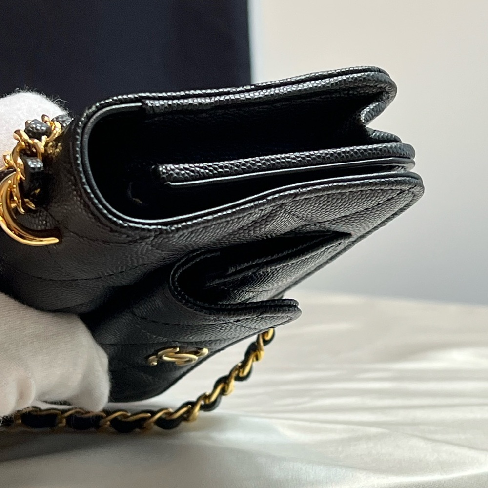 CHANEL Black Caviar Twin Pocket Quilted CAVIAR WOC - Picture 2 of 16